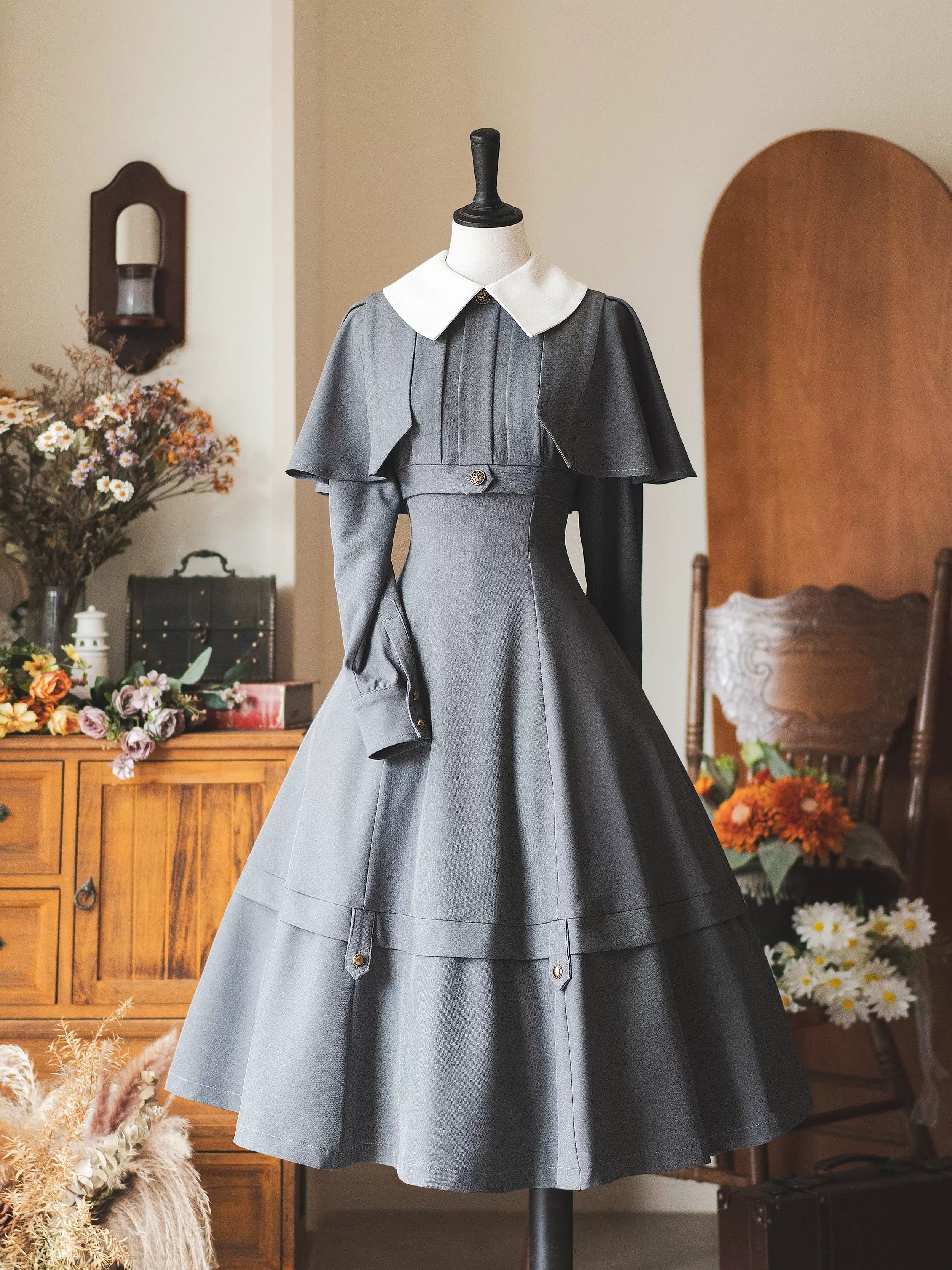 Forest Wardrobe~Forest Antique Box~Classic Lolita OP Dress with Detachable Short Cape Tunics Essential wardrobe Forest Wardrobe~Forest Antique Box~Classic Lolita OP Dress with Detachable Short Cape Tunics Essential wardrobe