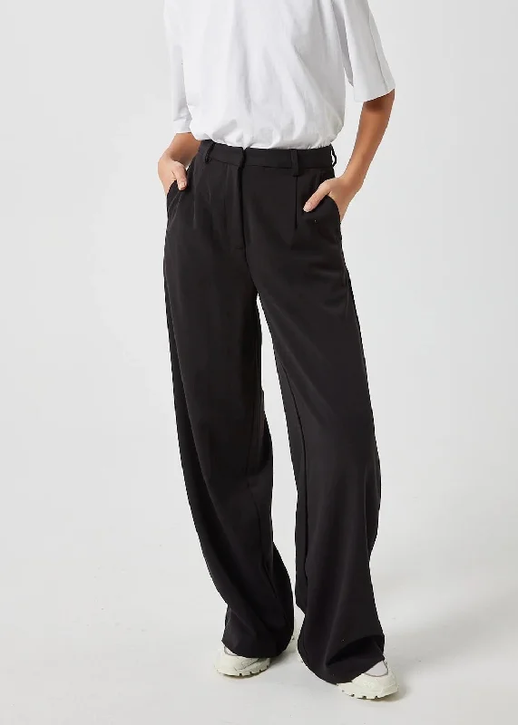 Lessa 2.0 Casual Pant Sleek Black Pants