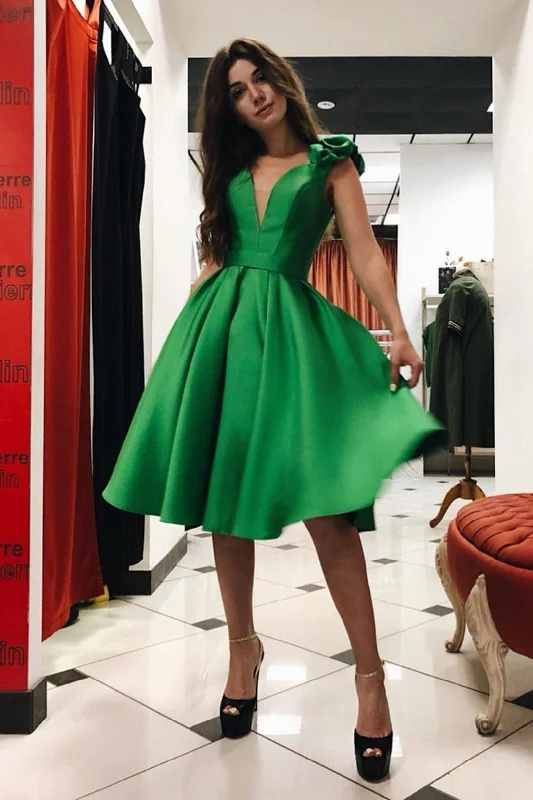 Green Short Homecoming Dresses,Formal Dresses A-line Knee Length Party Dresses Tunics Luxurious high-end Green Short Homecoming Dresses,Formal Dresses A-line Knee Length Party Dresses Tunics Luxurious high-end